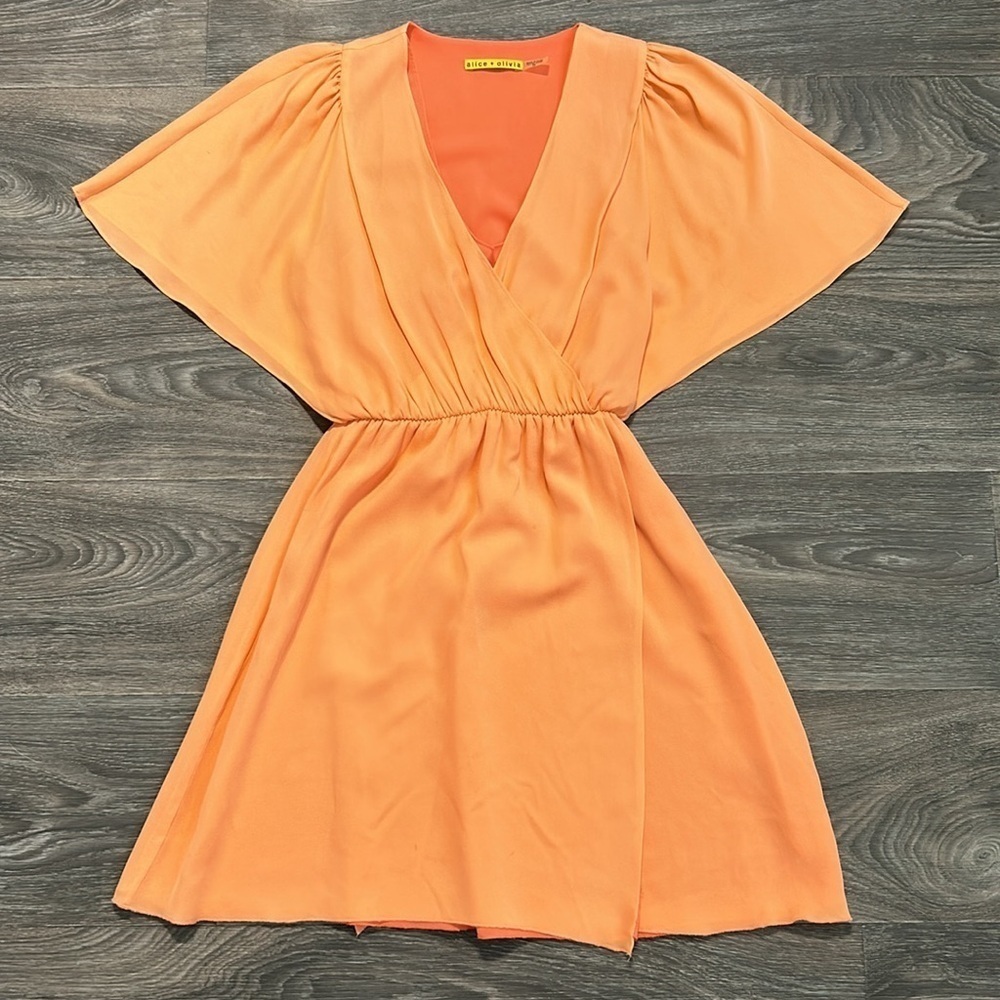 Alice + Olivia XS Silk Faux Wrap Flutter Dress Chiffon Peach Summer Y2K ASO 00s